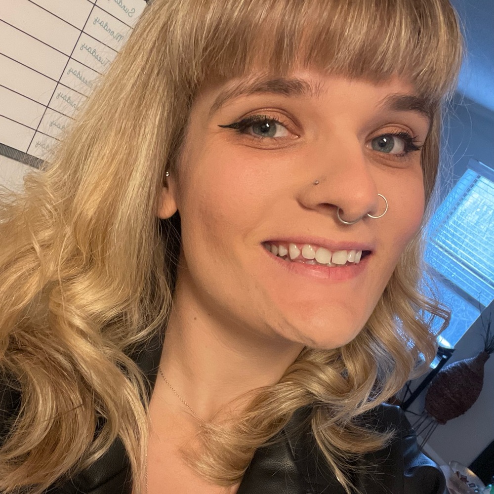 Meet your Posher, Meredith